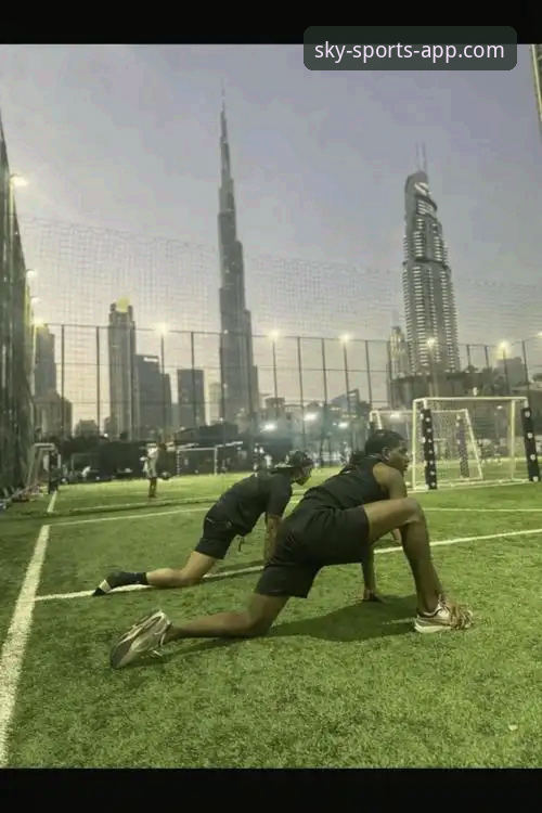 从迪拜到沙漠：如何通过天空体育平台深度追踪网球明星的“突围”之旅