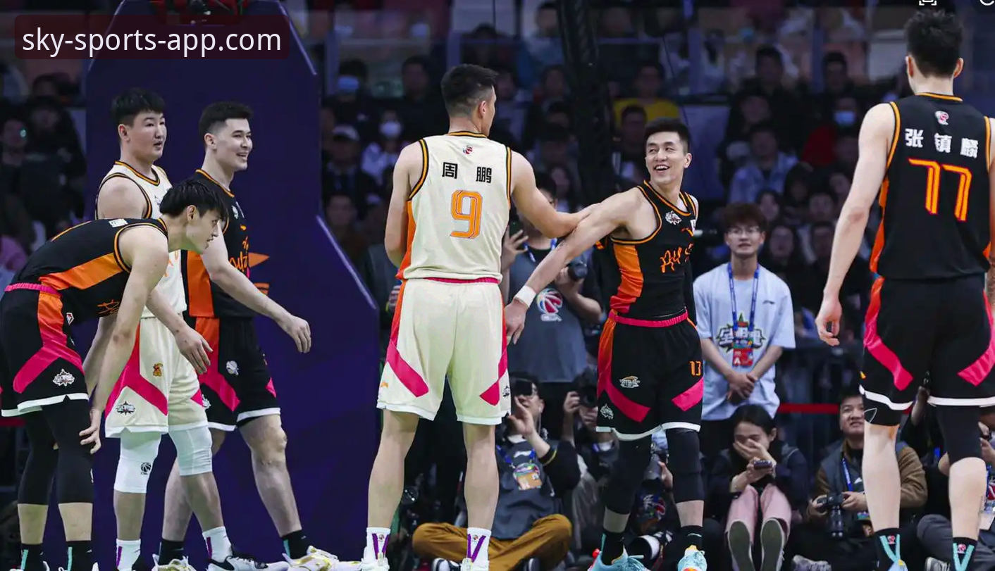 天空体育APP详解：从湖人队进攻盛宴看现代篮球数据流